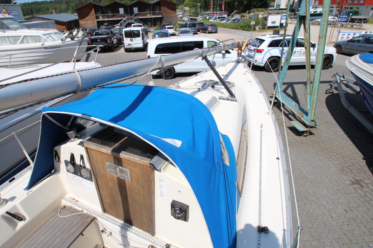 Bavaria 606