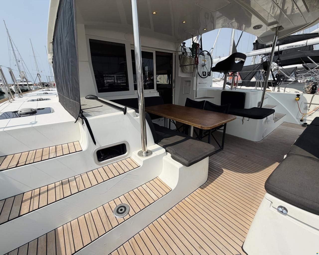Lagoon 40