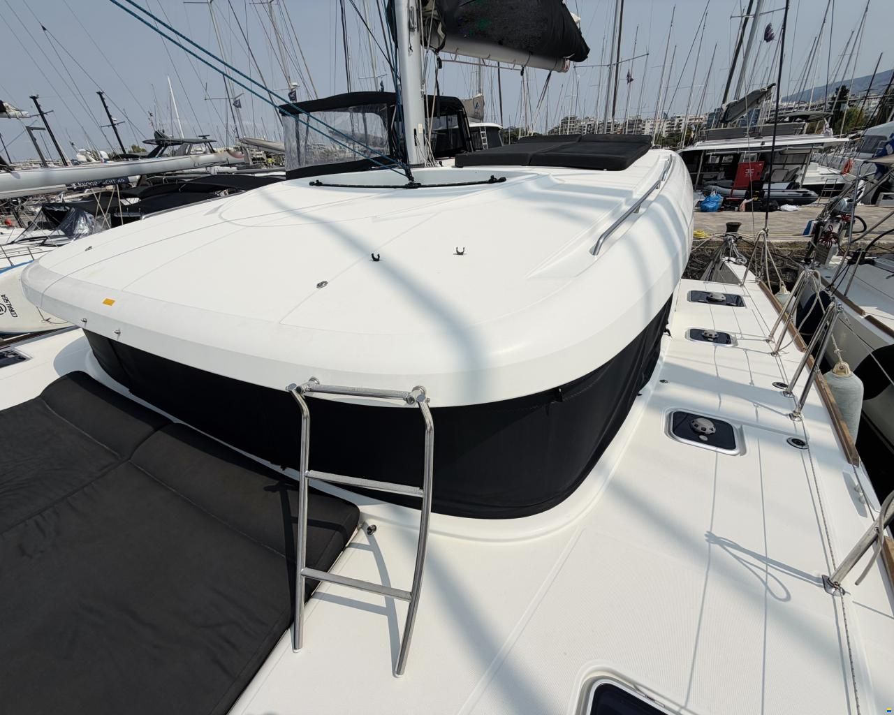 Lagoon 40