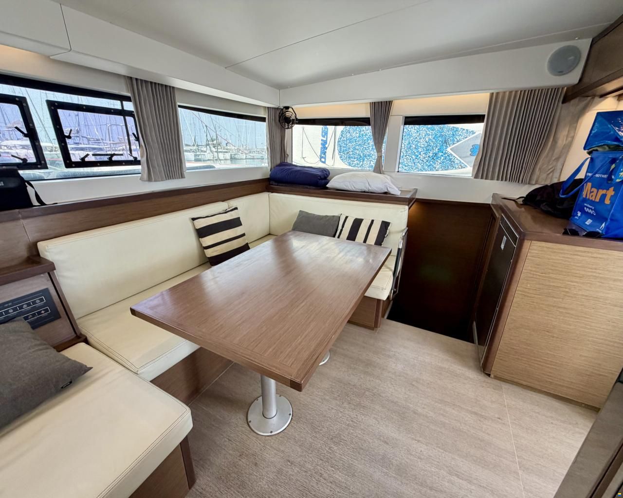 Lagoon 40