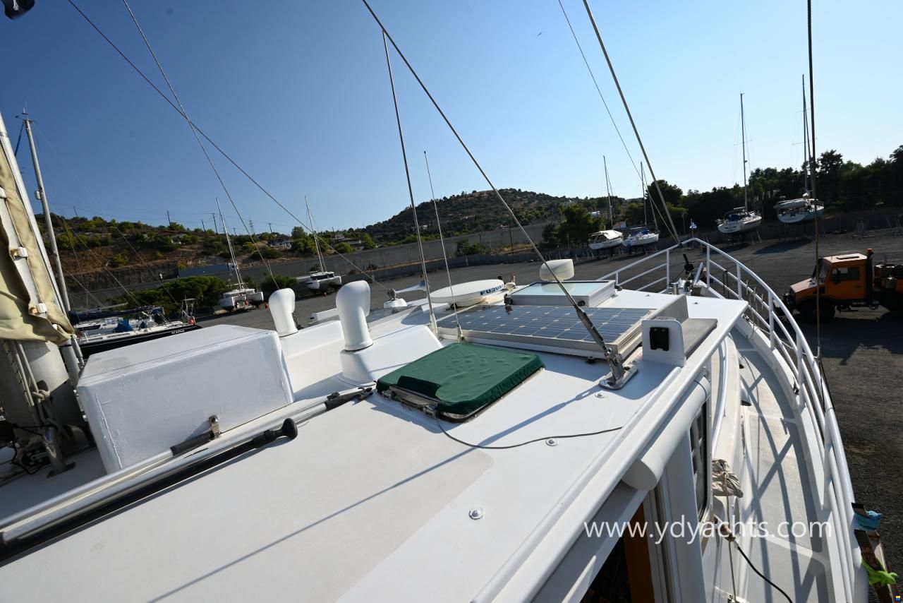 Seahorse Marine Diesel Duck 44 Trawler Motorsailer