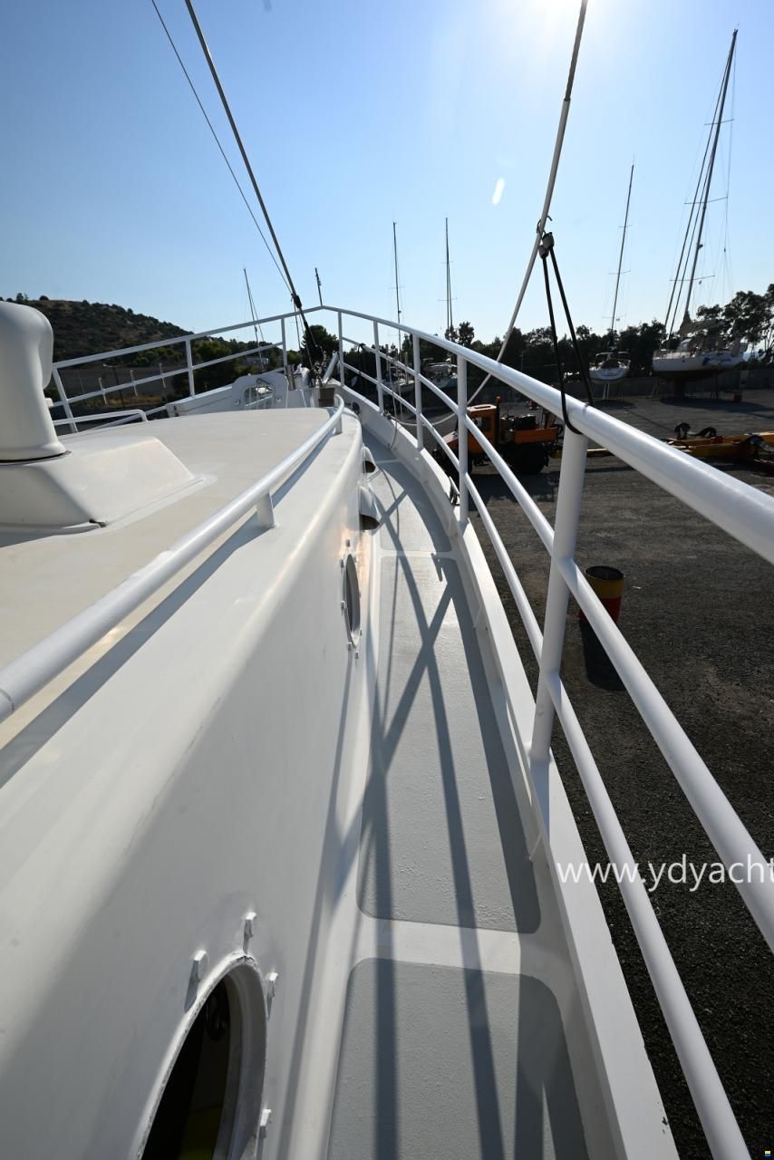 Seahorse Marine Diesel Duck 44 Trawler Motorsailer