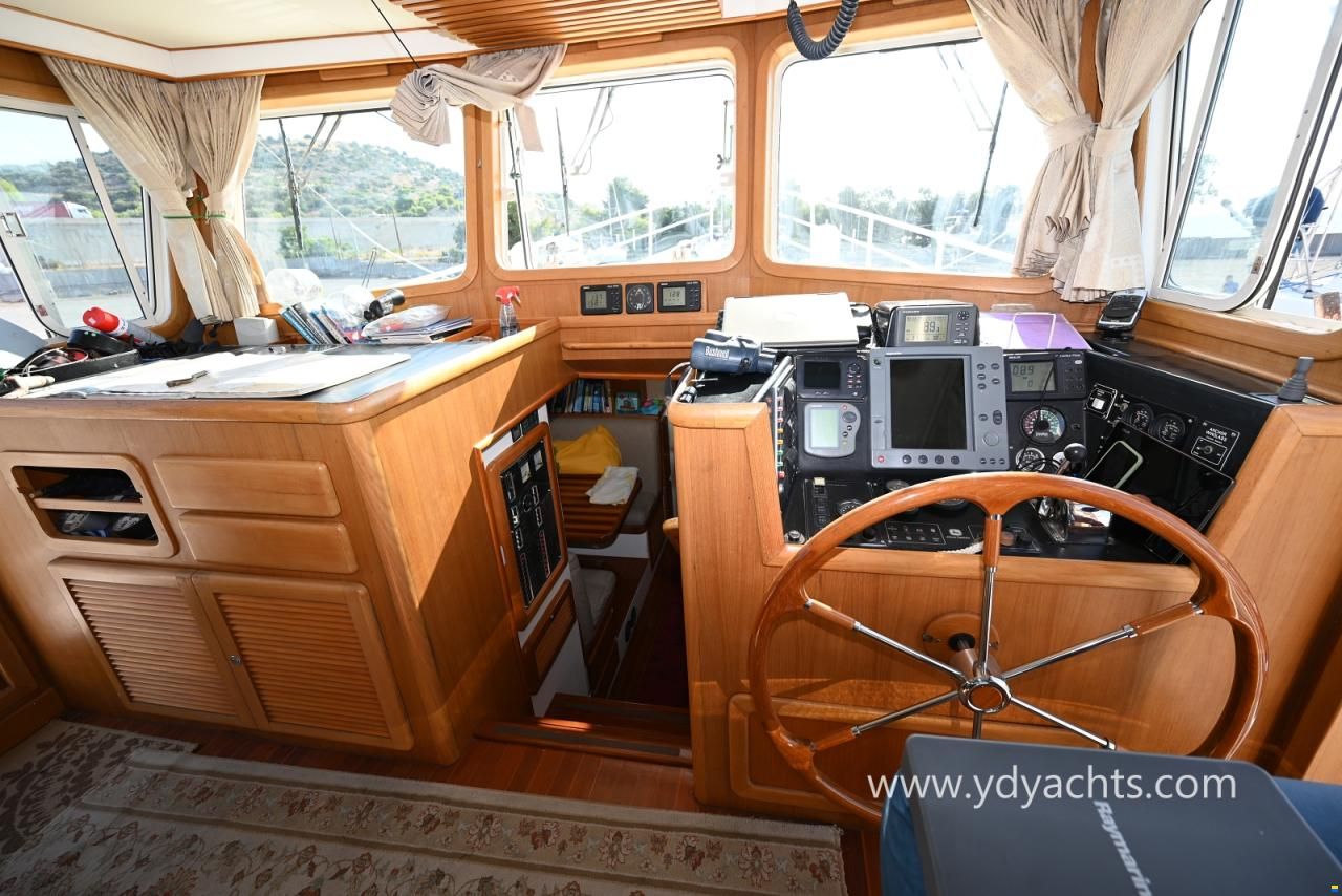 Seahorse Marine Diesel Duck 44 Trawler Motorsailer