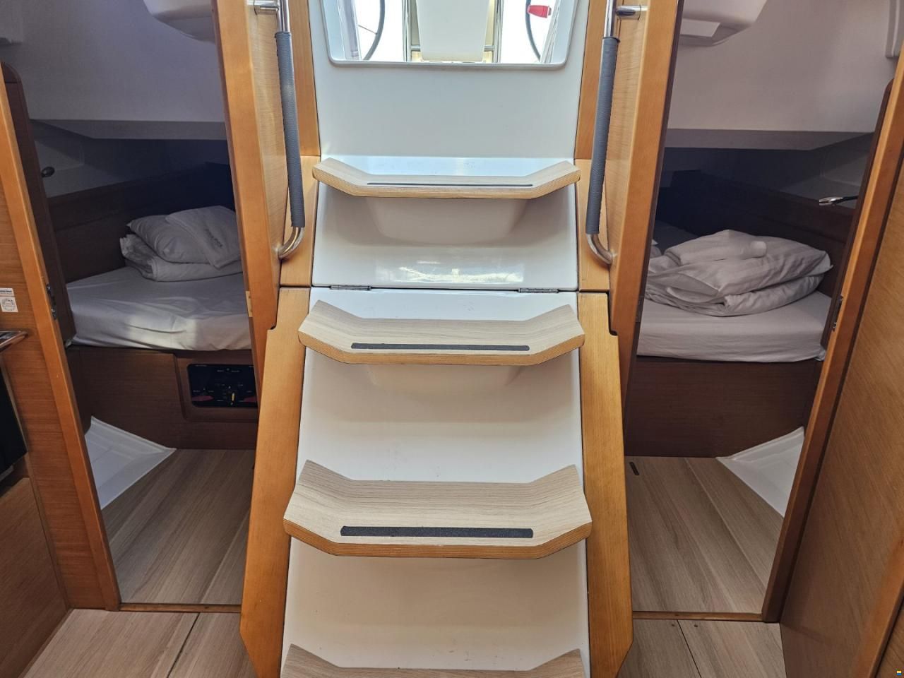 Jeanneau Sun Odyssey 419