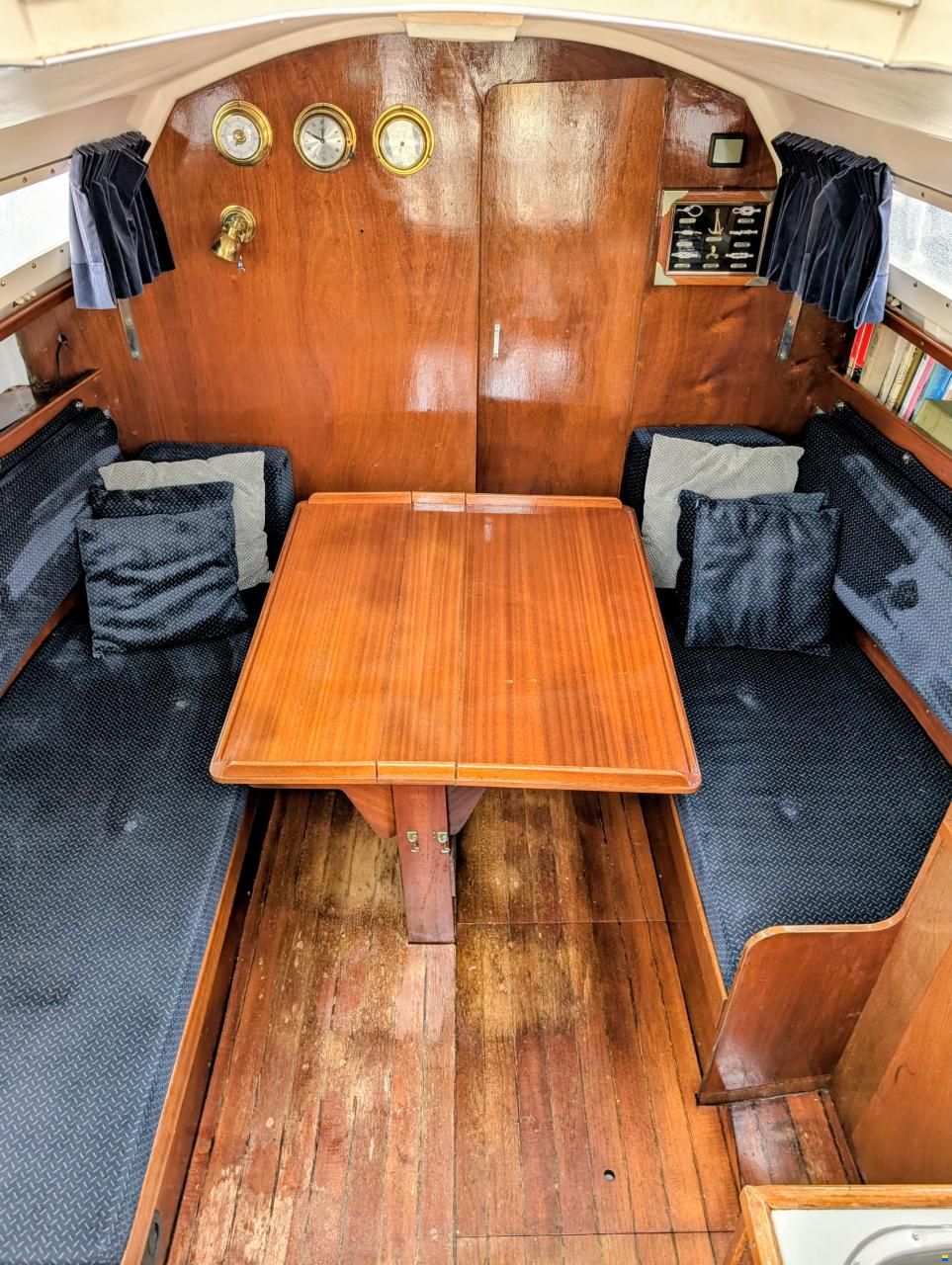 Sturgeon 28