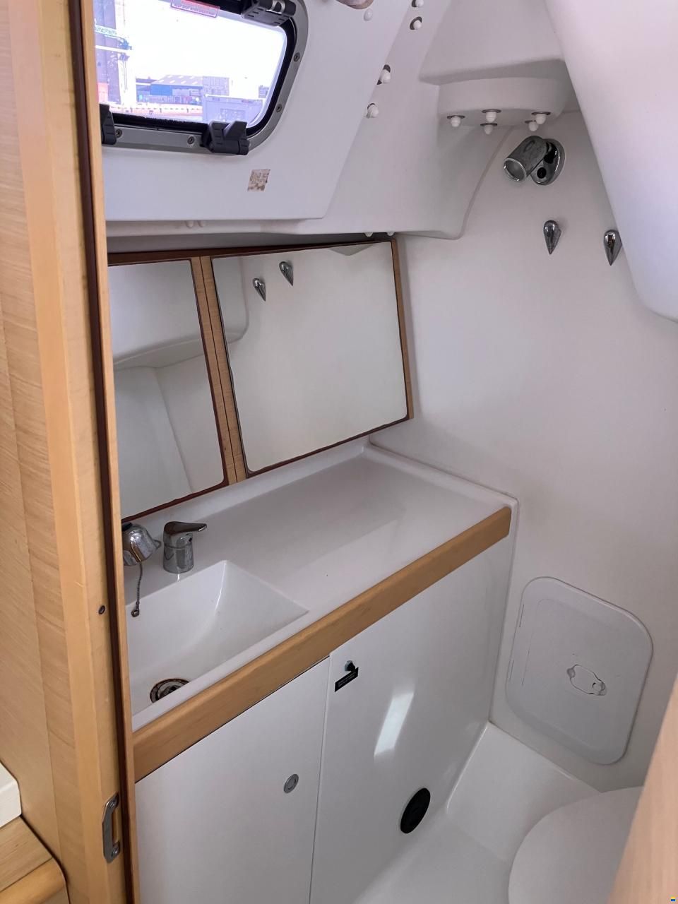 Beneteau First 35