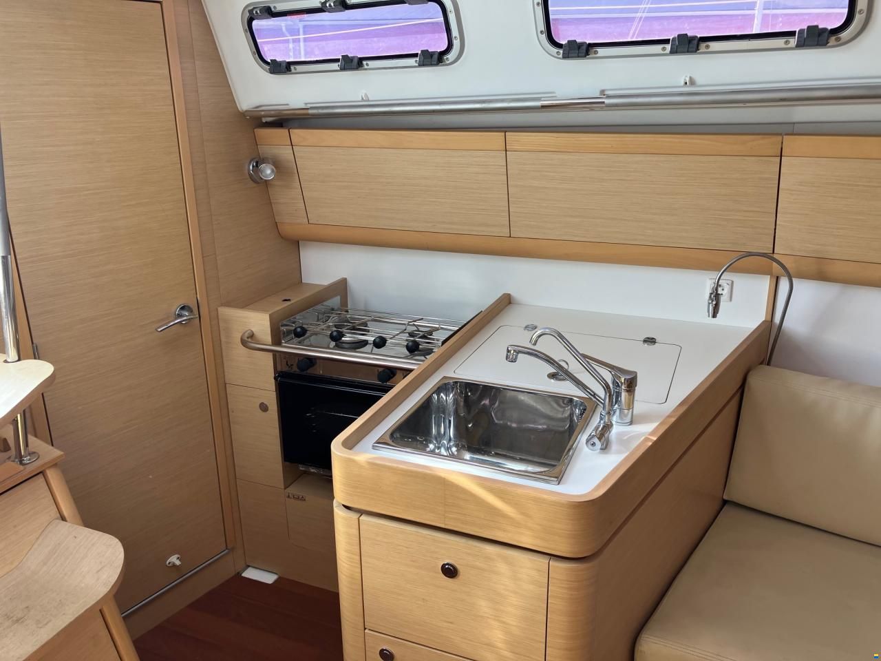 Beneteau First 35