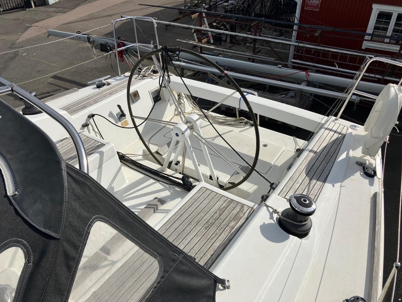 Beneteau First 35