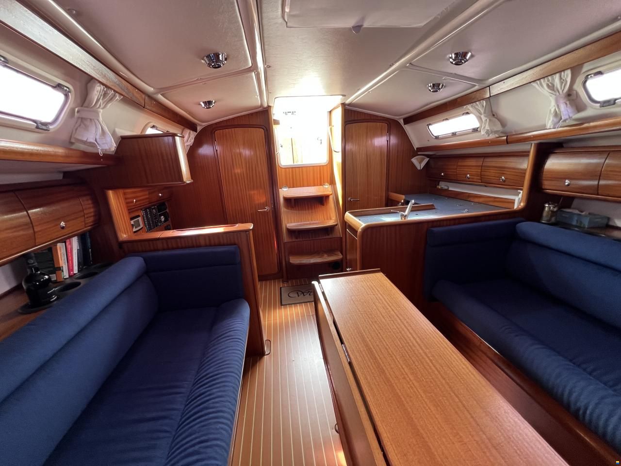 Bavaria 36-3