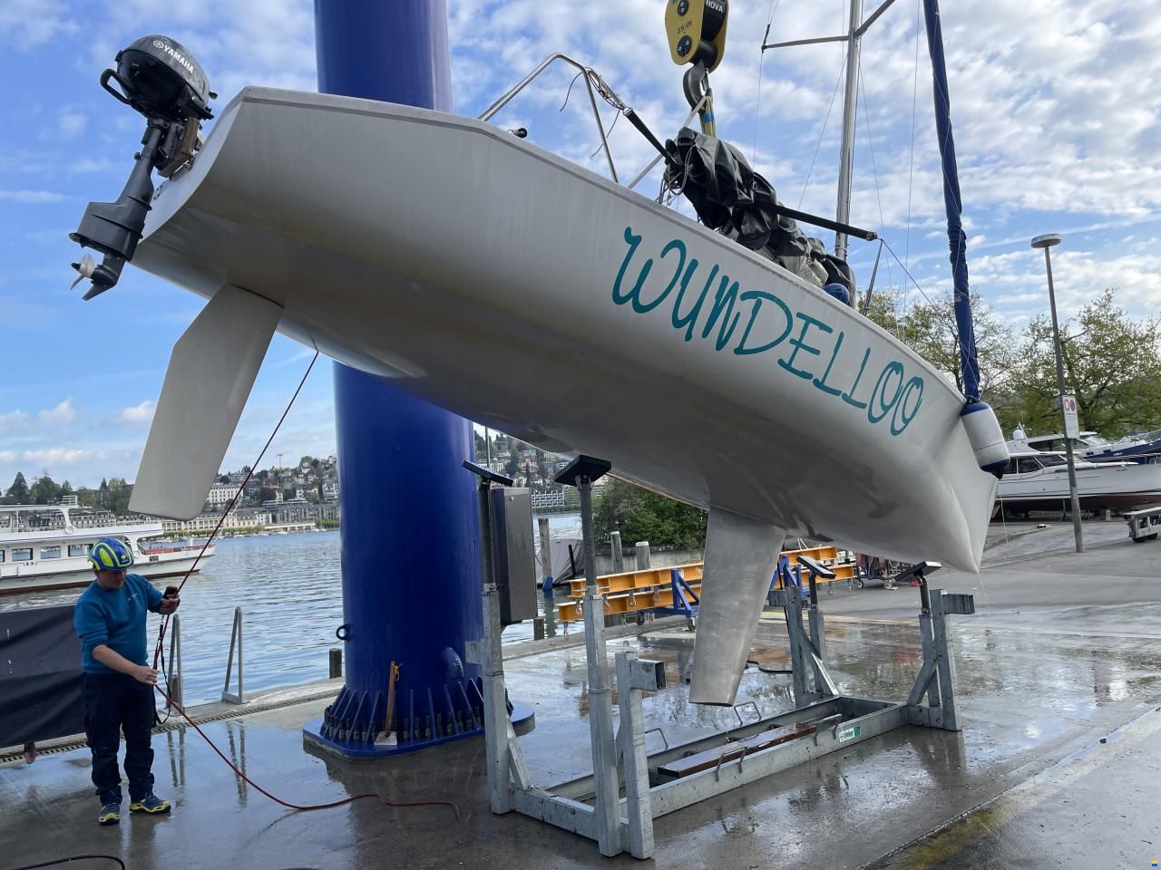 Maxi Dolphin 81