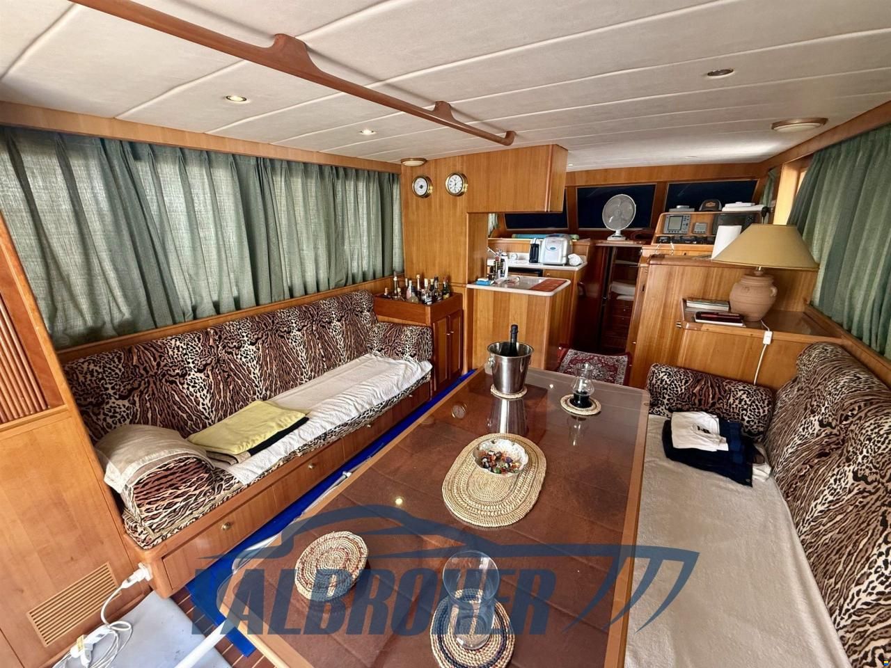 Hampton Yachts 50 Trawler
