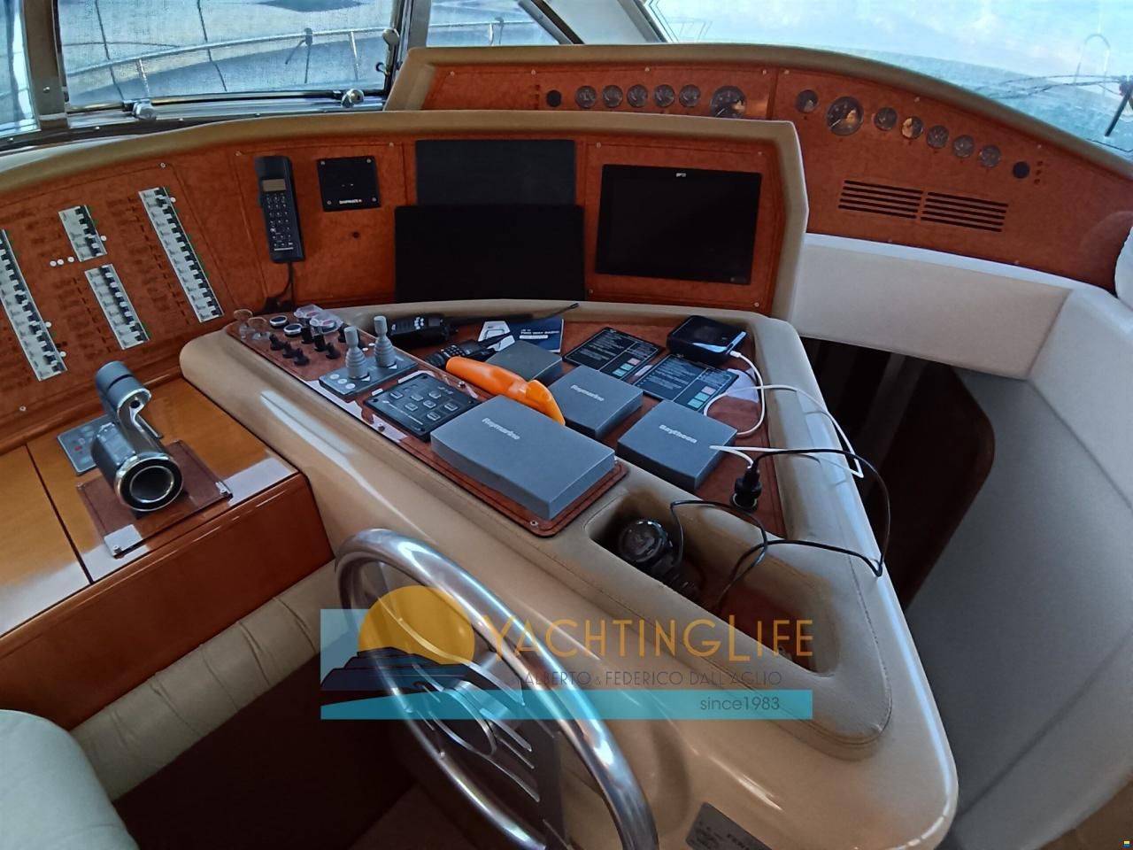 Ferretti 620