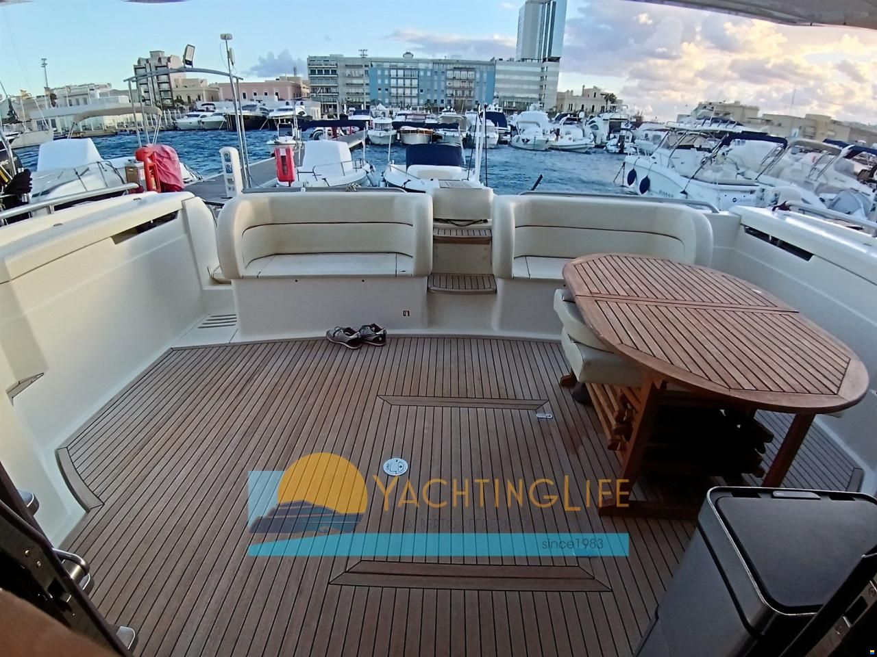 Ferretti 620