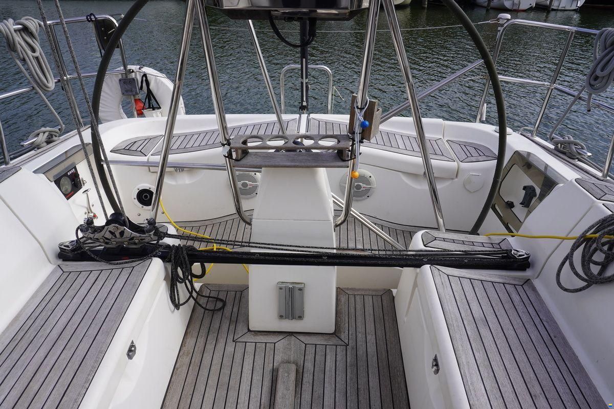 X-Yachts X 40