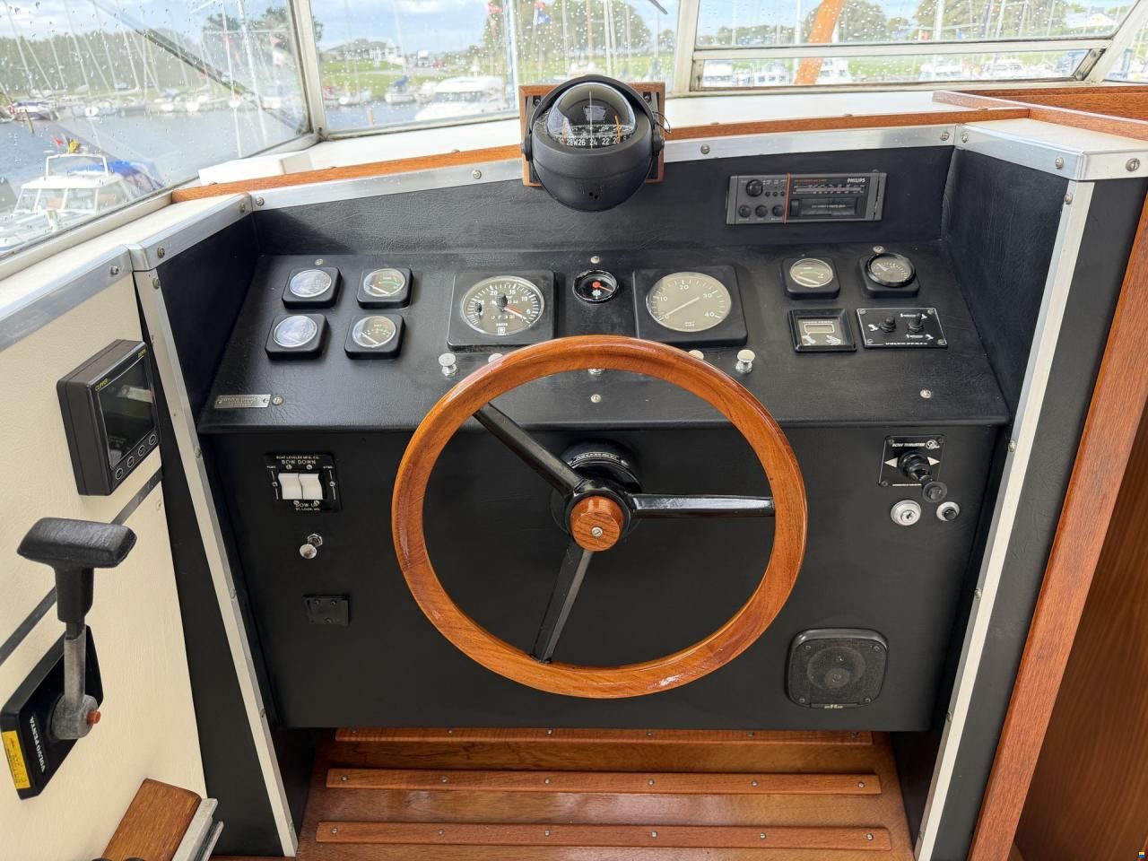 Coronet 27