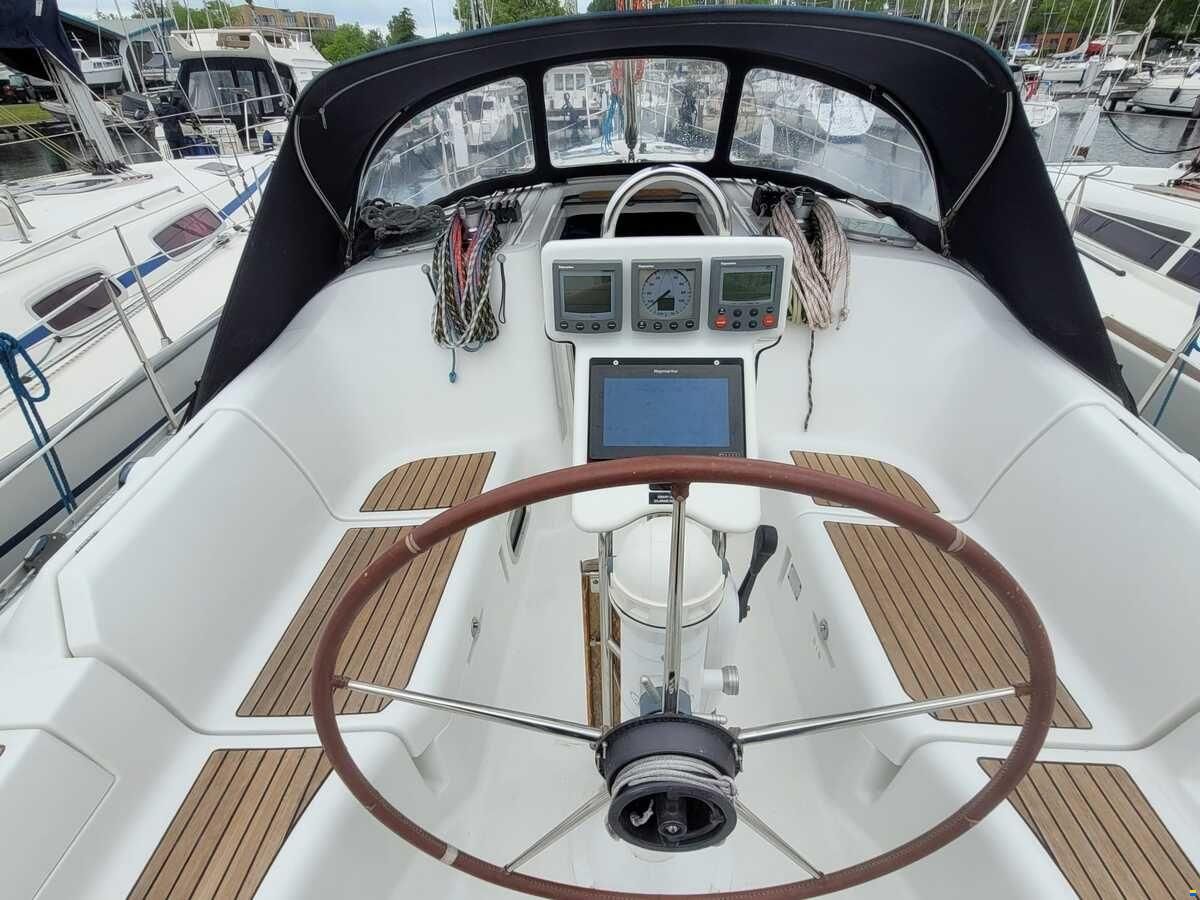 Beneteau Oceanis 373 Clipper