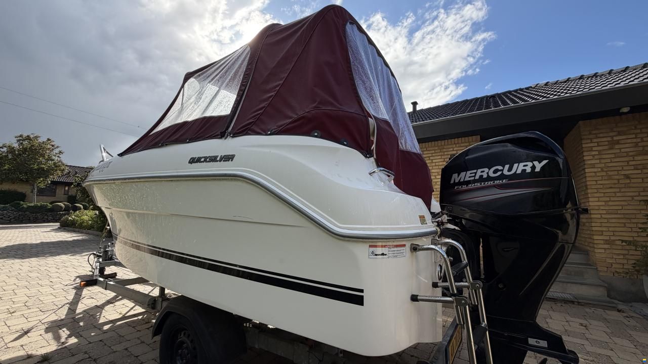 Quicksilver 470