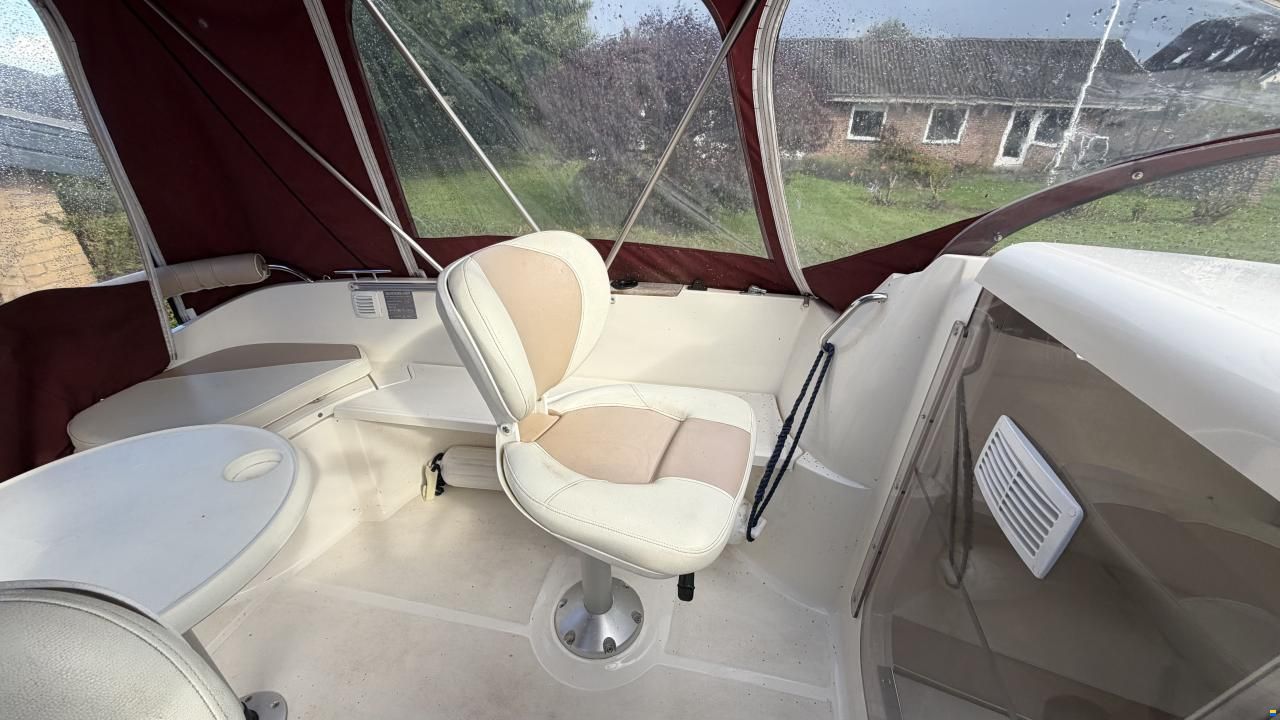Quicksilver 470
