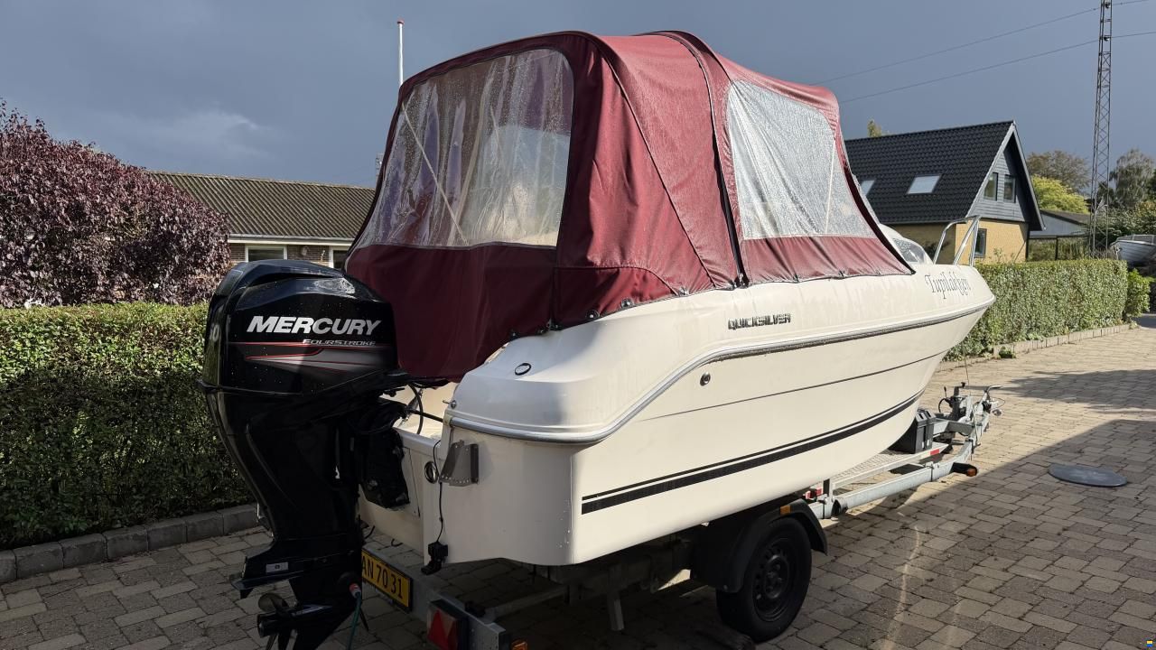 Quicksilver 470