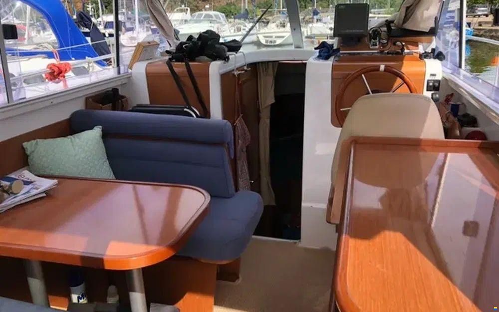 Beneteau Antares 760
