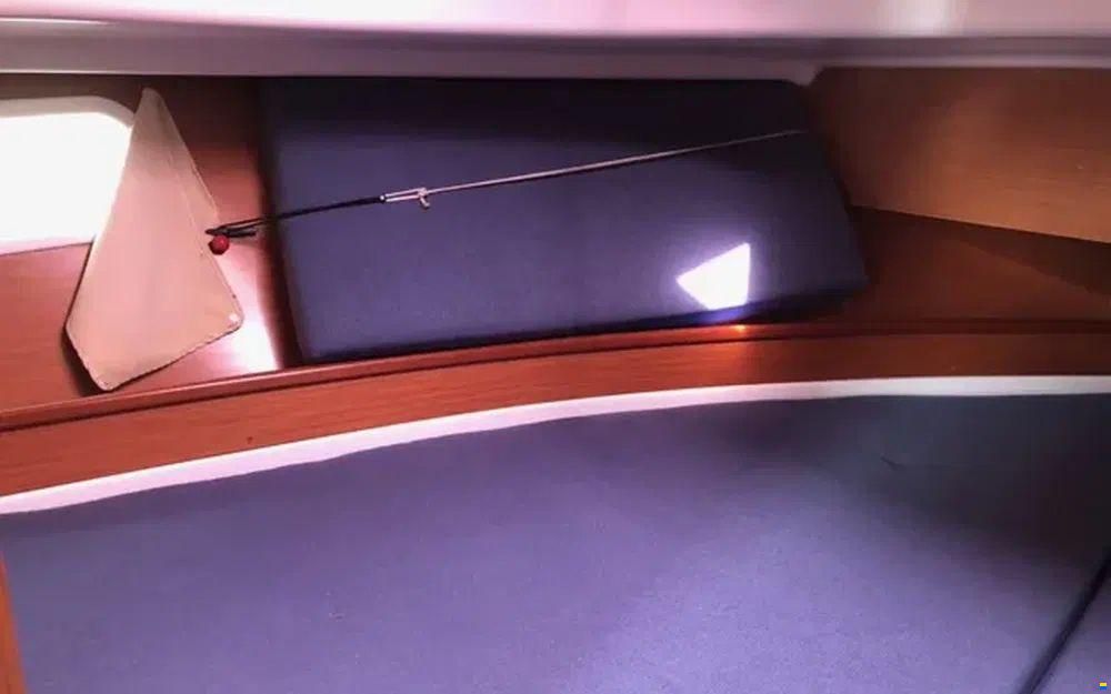 Beneteau Antares 760