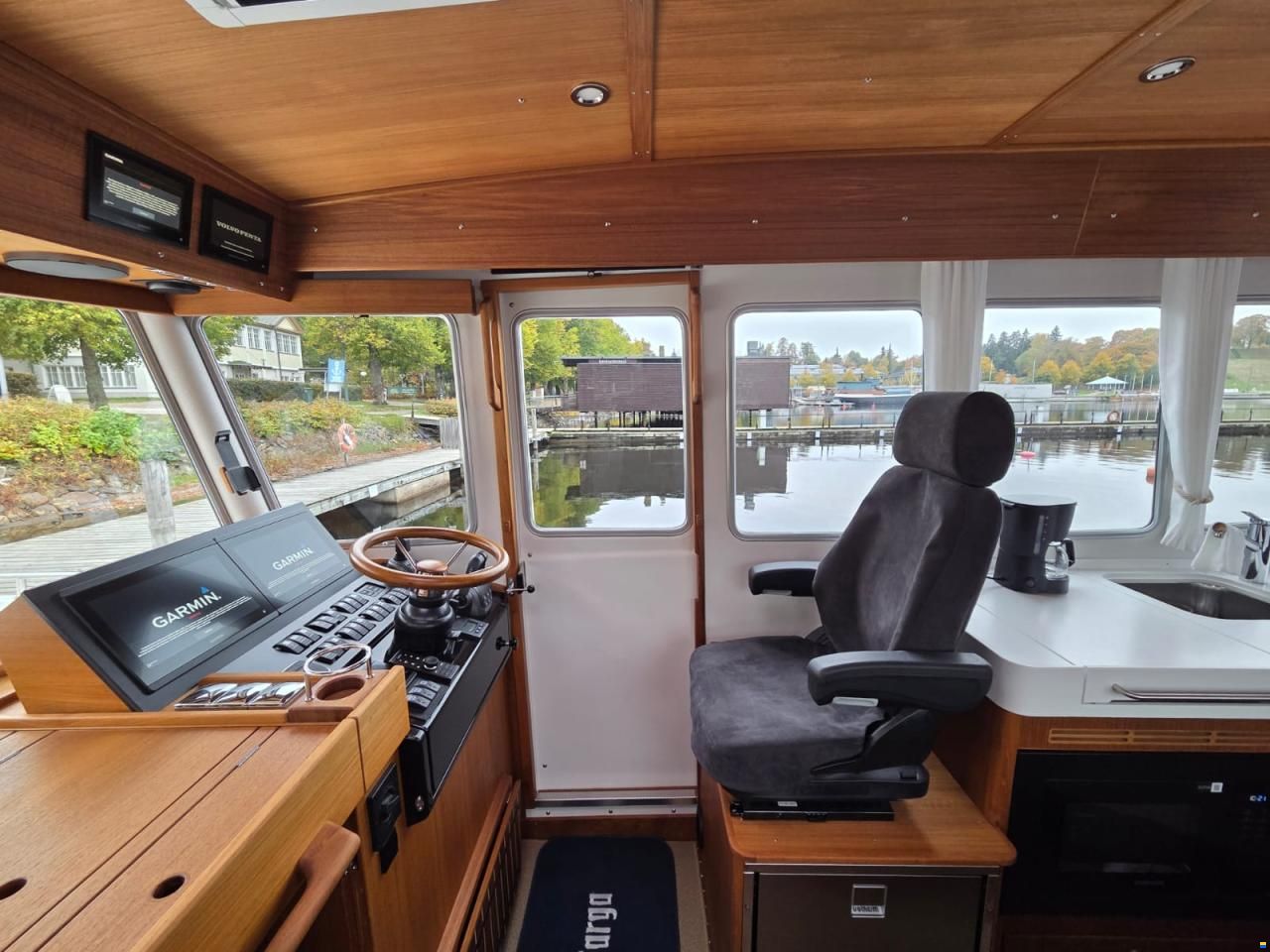 Targa 37+