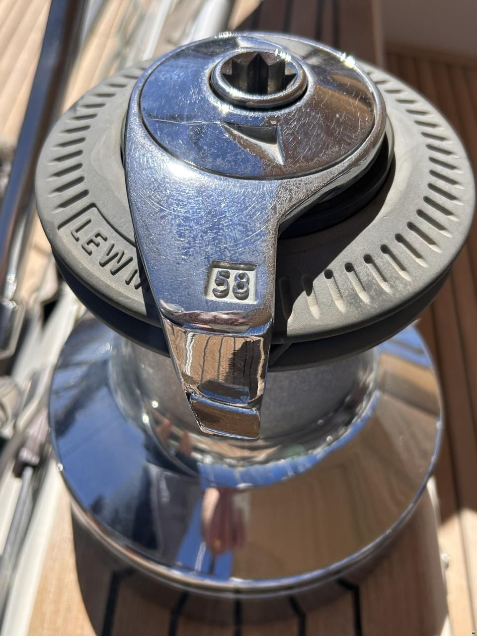 Hallberg-Rassy HR 42F MK II