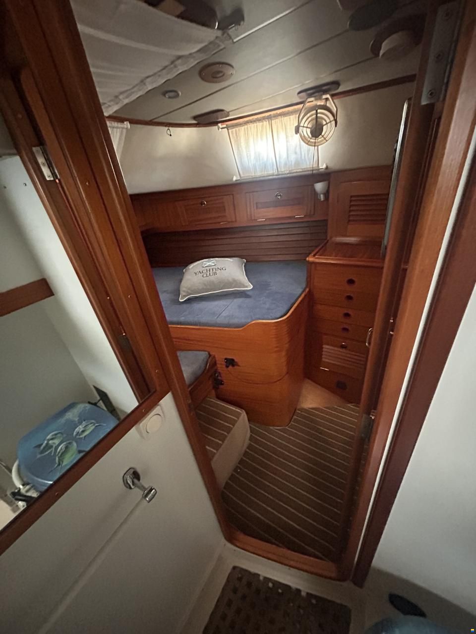 Hallberg-Rassy HR 42F MK II