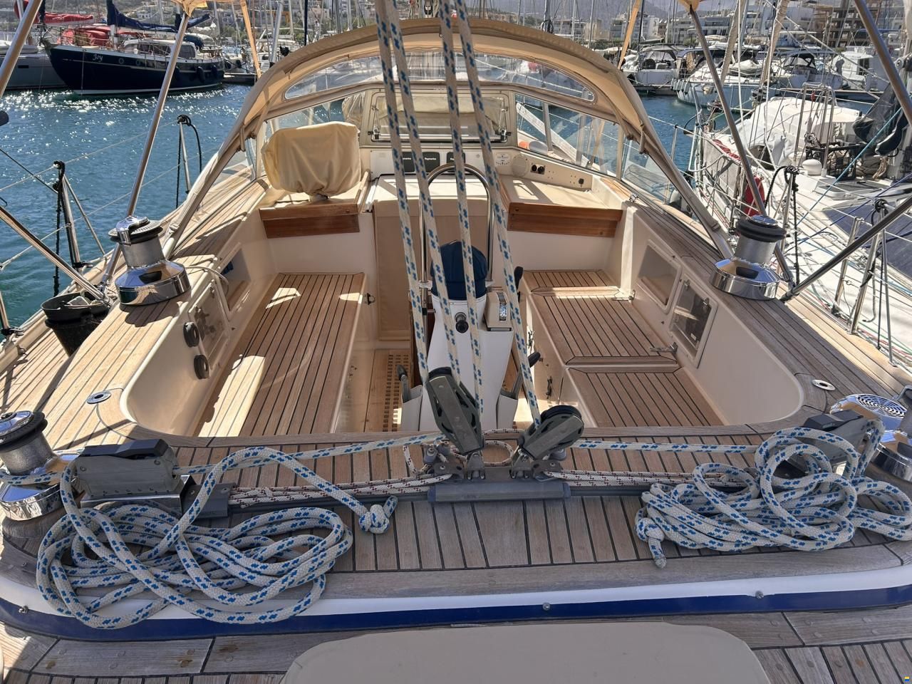 Hallberg-Rassy HR 42F MK II