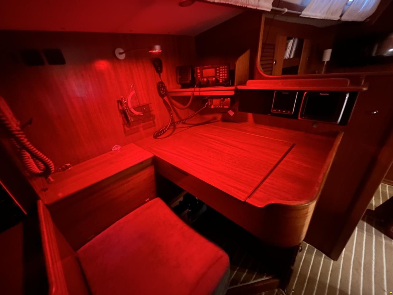 Hallberg-Rassy HR 42F MK II