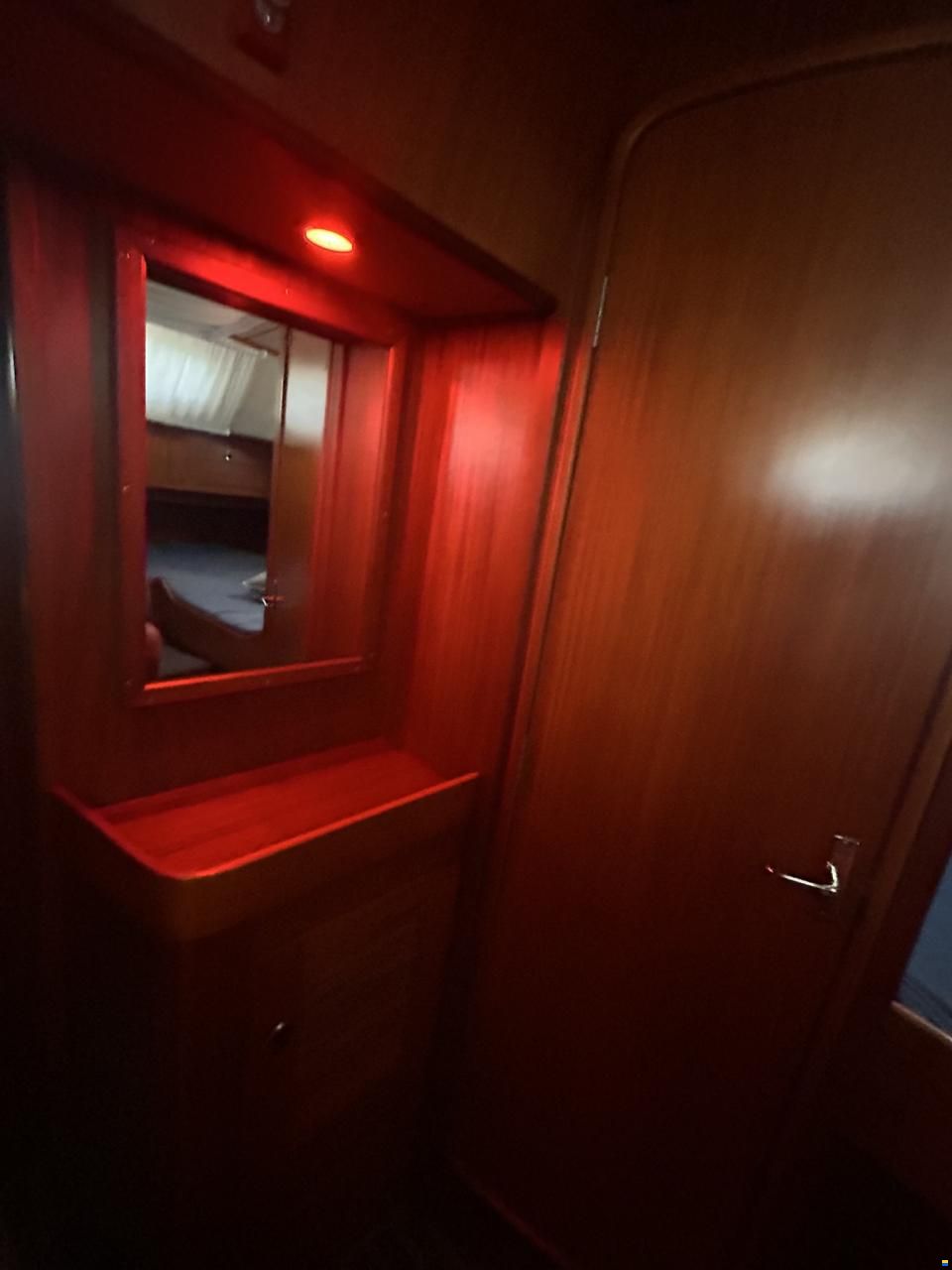 Hallberg-Rassy HR 42F MK II