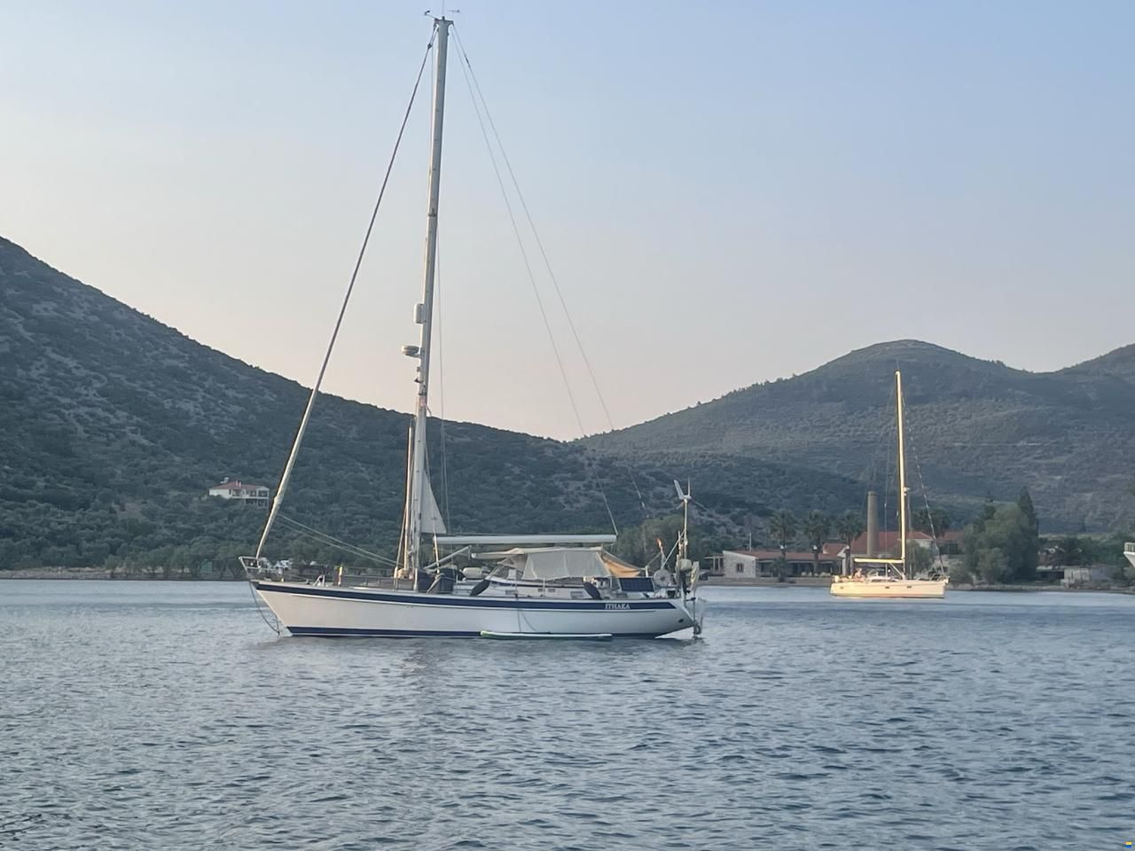 Hallberg-Rassy HR 42F MK II