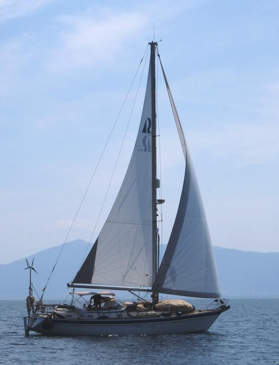 Hallberg-Rassy HR 42F MK II