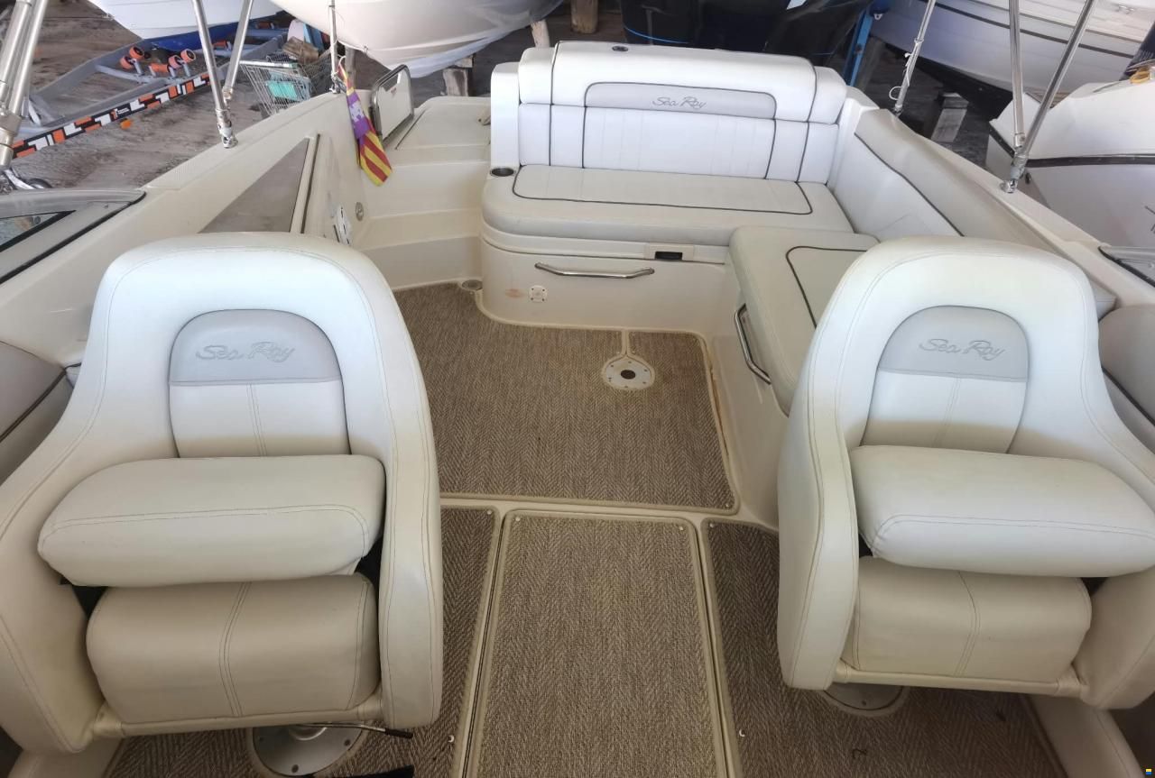 Sea Ray 260 Sundeck