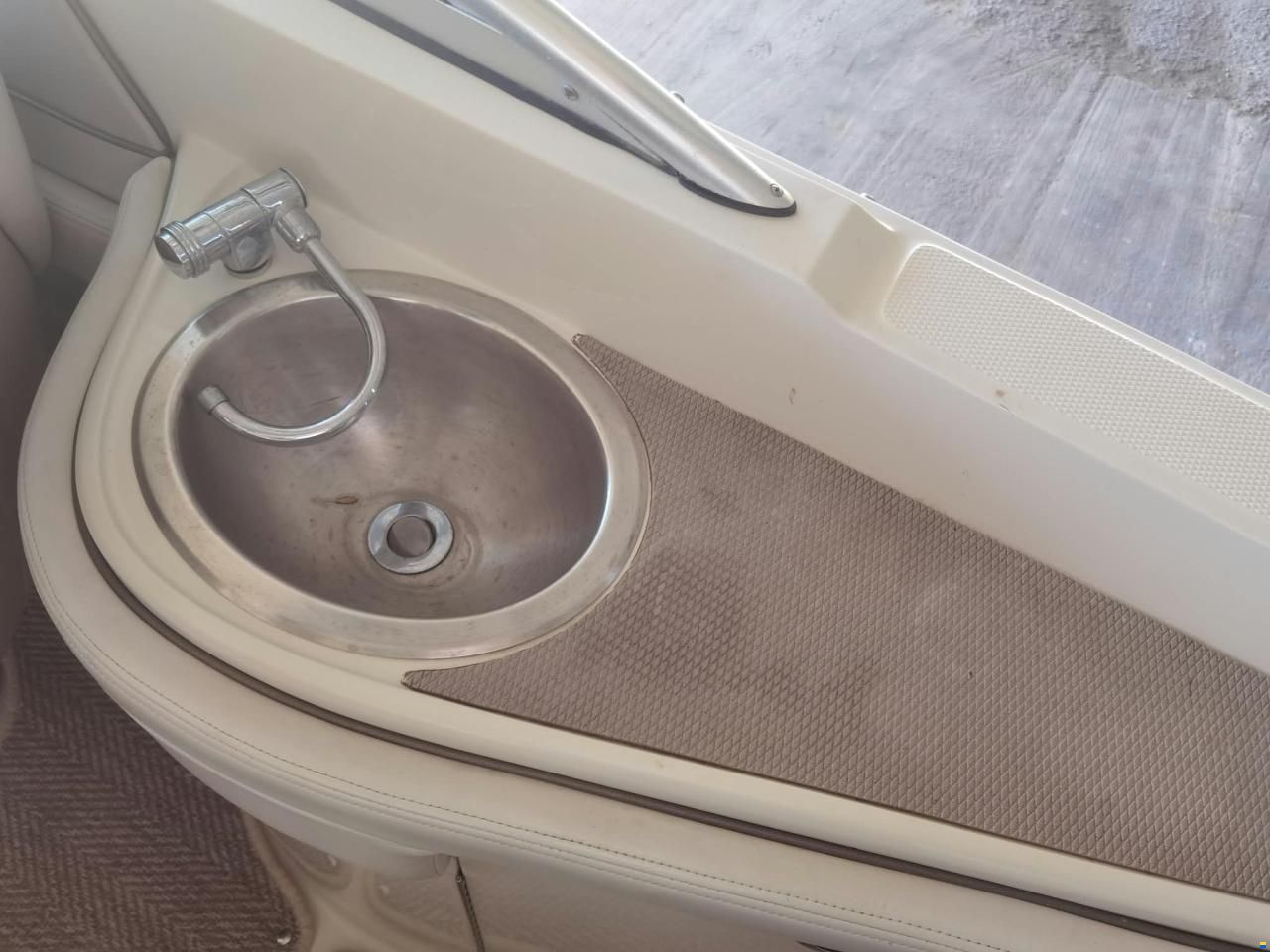 Sea Ray 260 Sundeck