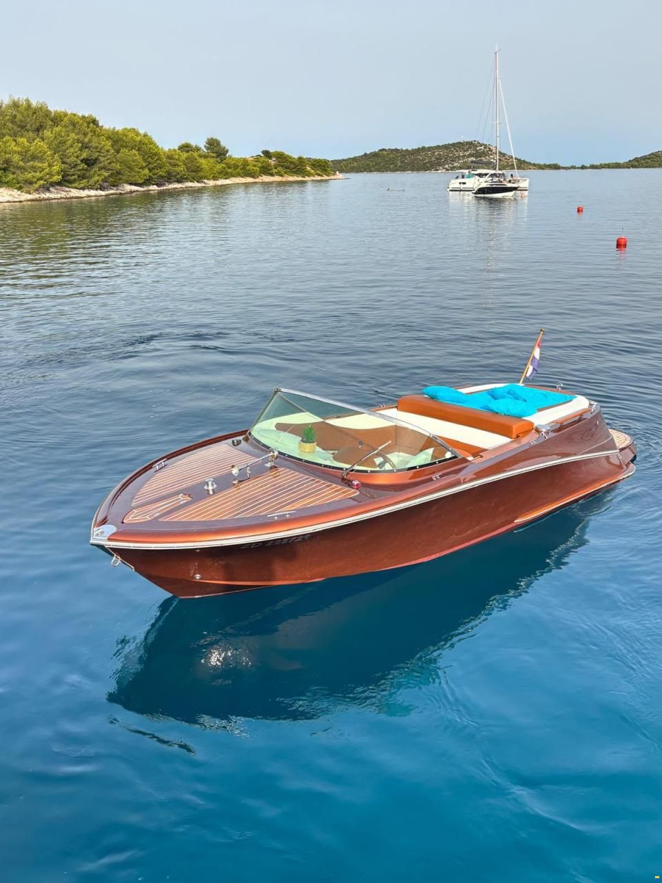 Riva Replica