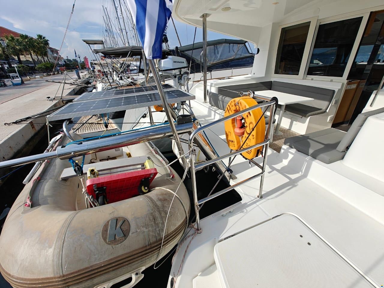 Lagoon 39