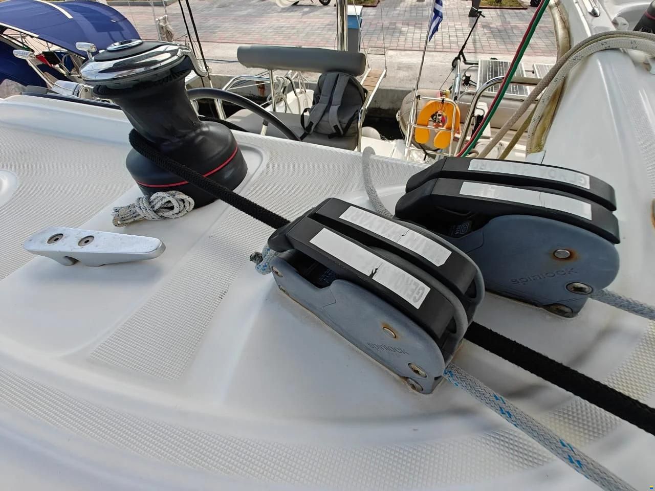 Lagoon 39