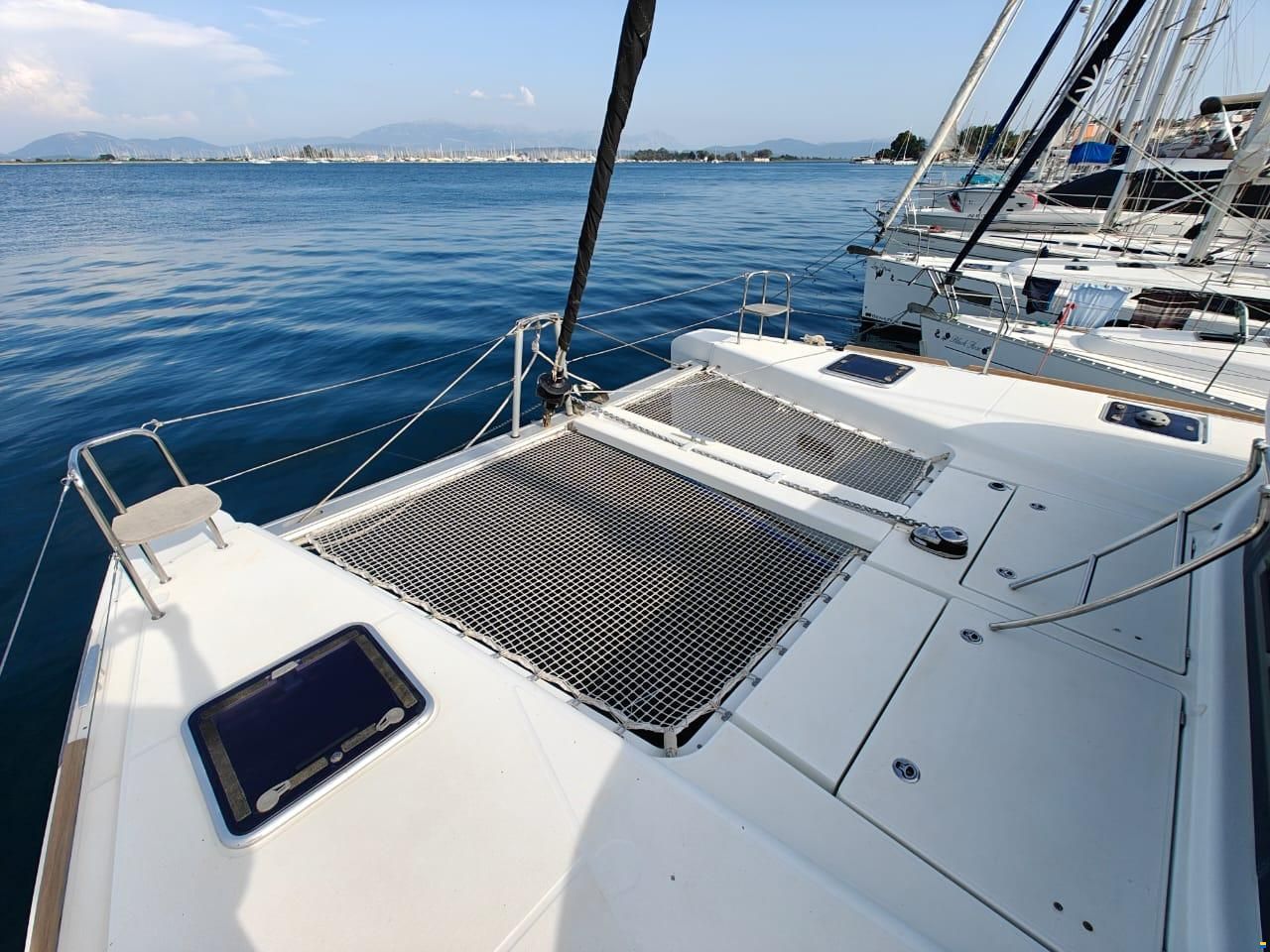 Lagoon 39