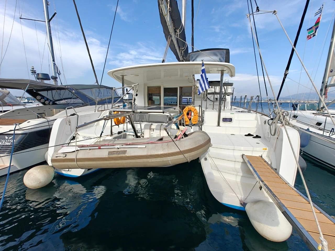 Lagoon 39