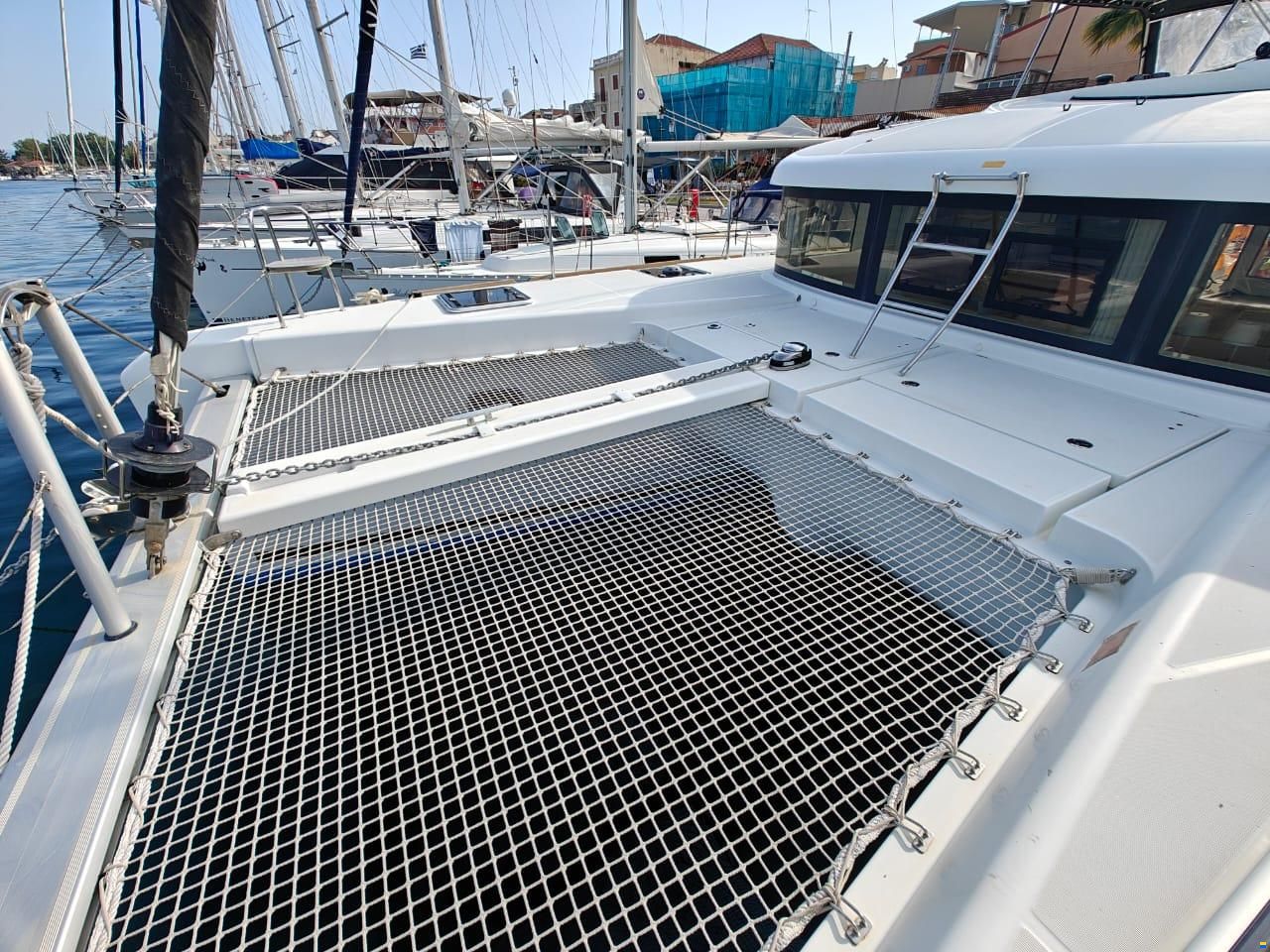 Lagoon 39