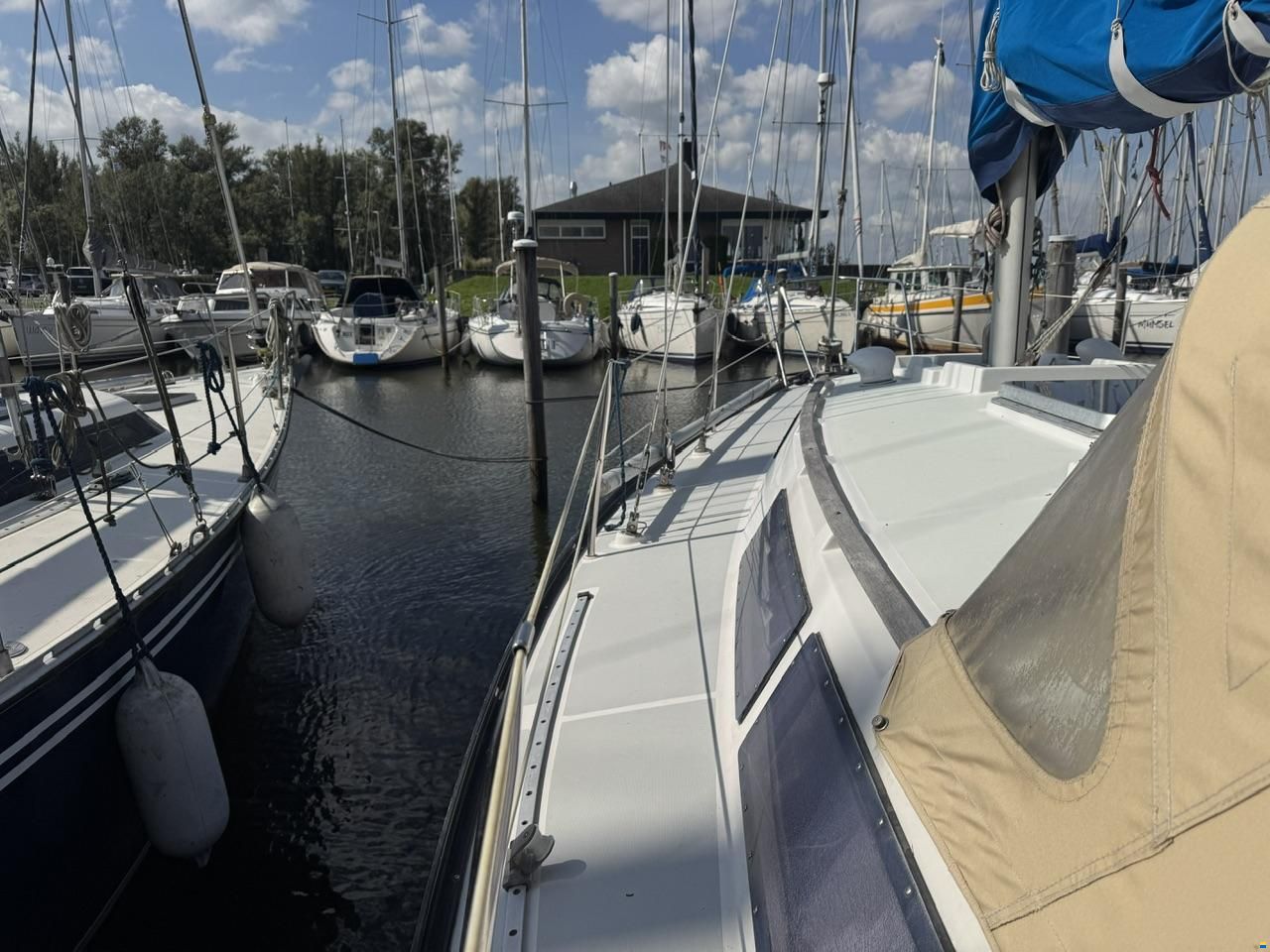 Dufour 31