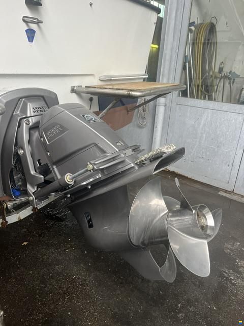 Chris Craft NEUER MOTOR/ANTRIEB