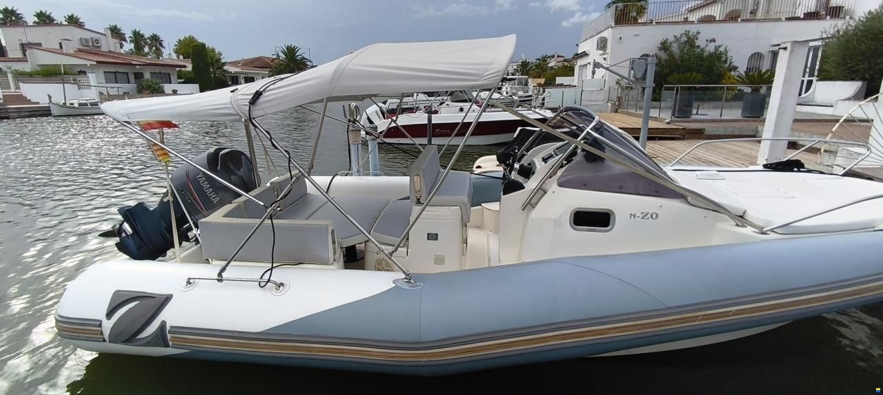 Zodiac NZ0 700 Cabin