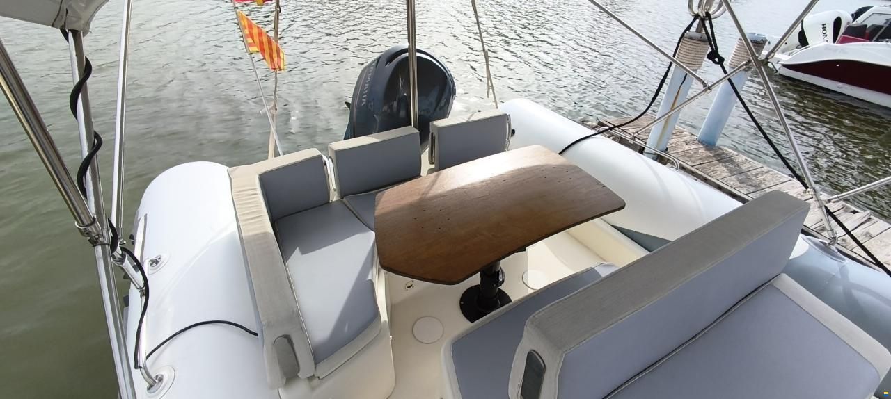 Zodiac NZ0 700 Cabin
