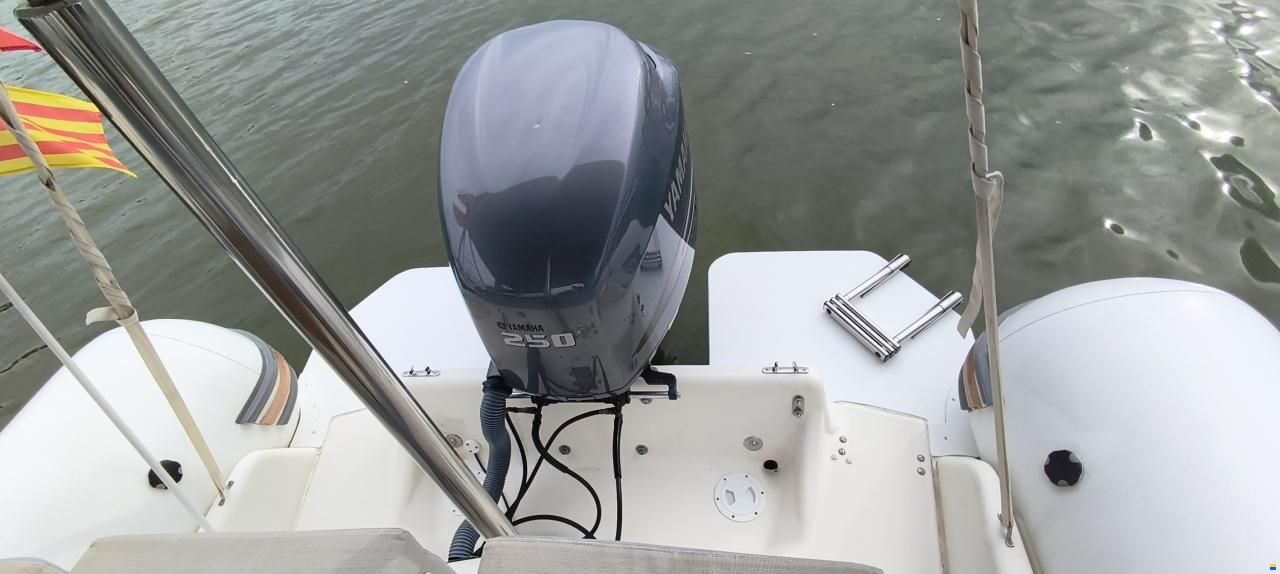 Zodiac NZ0 700 Cabin
