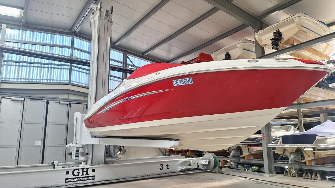 Sea Ray 230 select