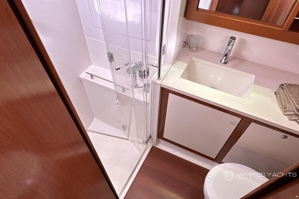 Beneteau Oceanis 58