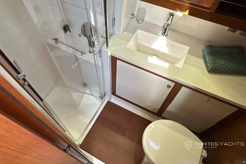 Beneteau Oceanis 58