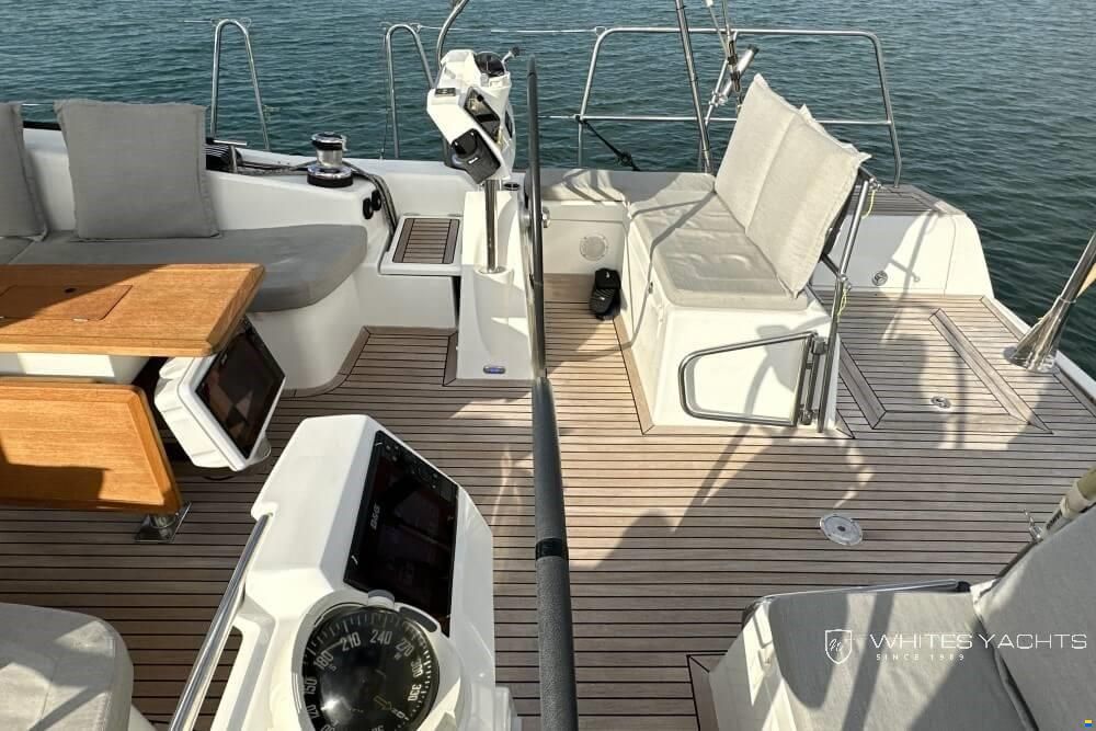 Beneteau Oceanis 58